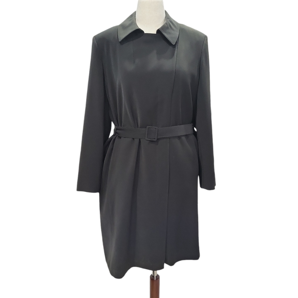 EUC Gallery women's green belted trenchcoat with liner, L